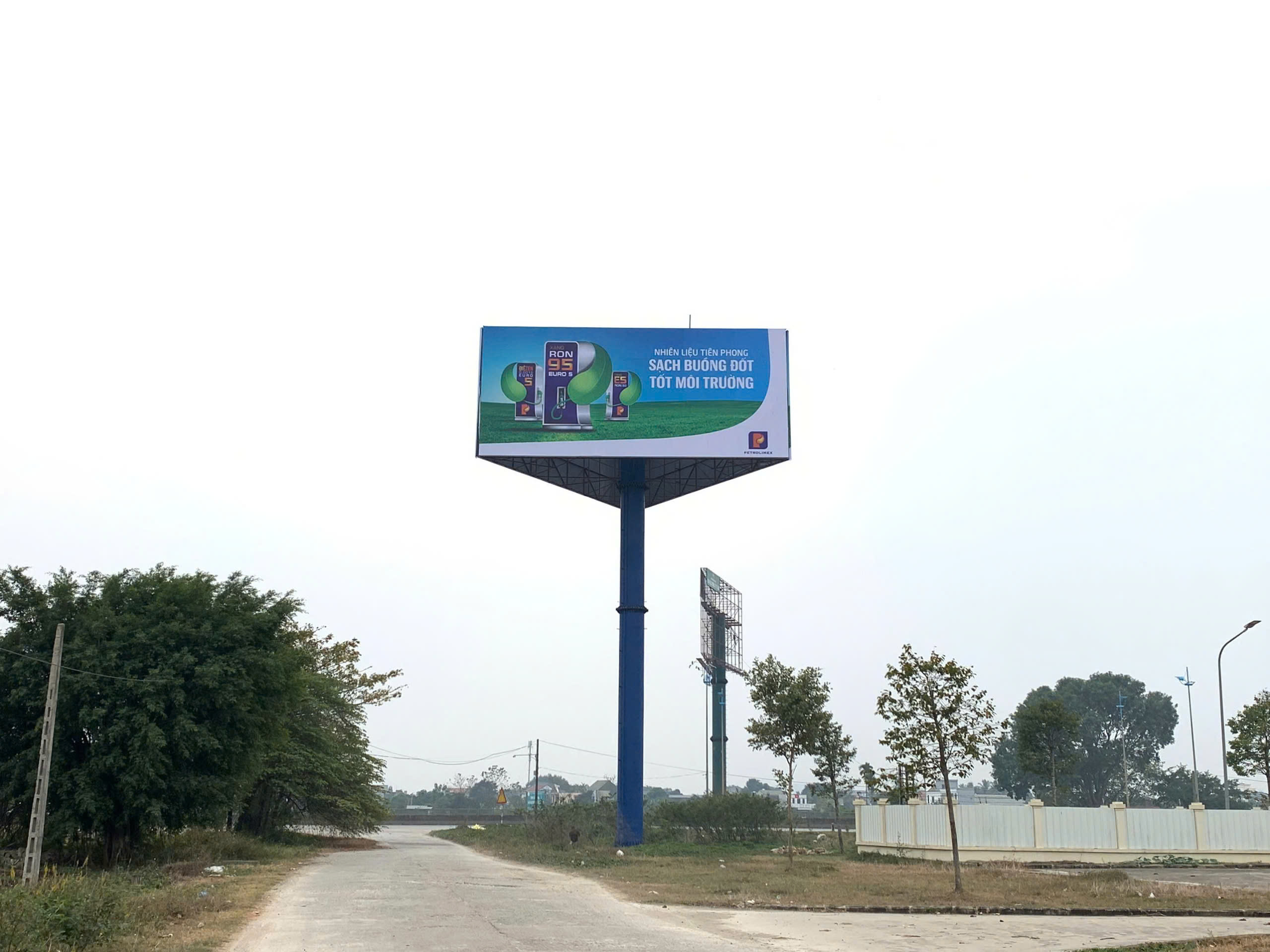 Biển hiệu quảng cáo ngoài trời - Công Ty Cổ Phần Tập Đoàn Quảng Cáo Toàn Cầu